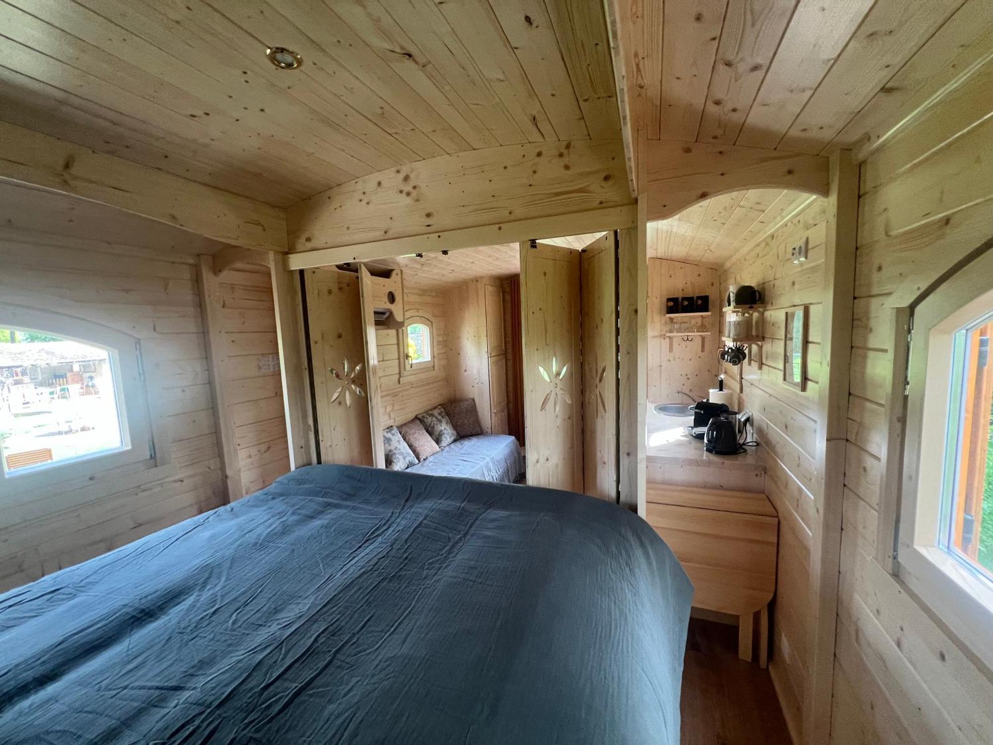 Bed and Breakfast La Roulotte Deluxe De Malpas Quingey Exterior foto