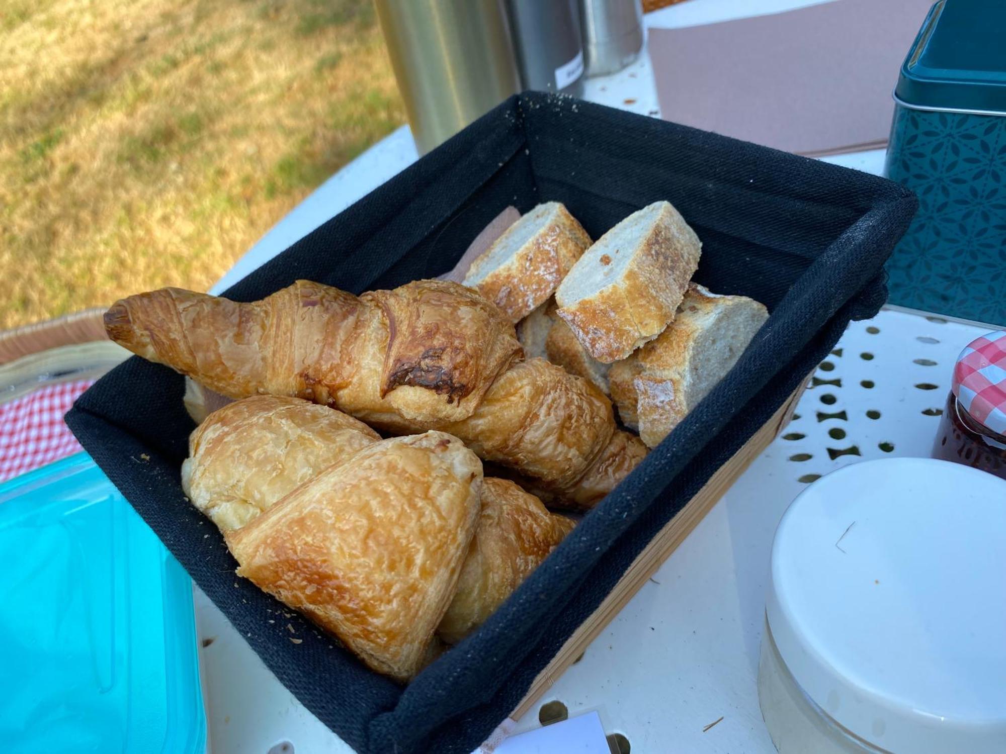 Bed and Breakfast La Roulotte Deluxe De Malpas Quingey Exterior foto