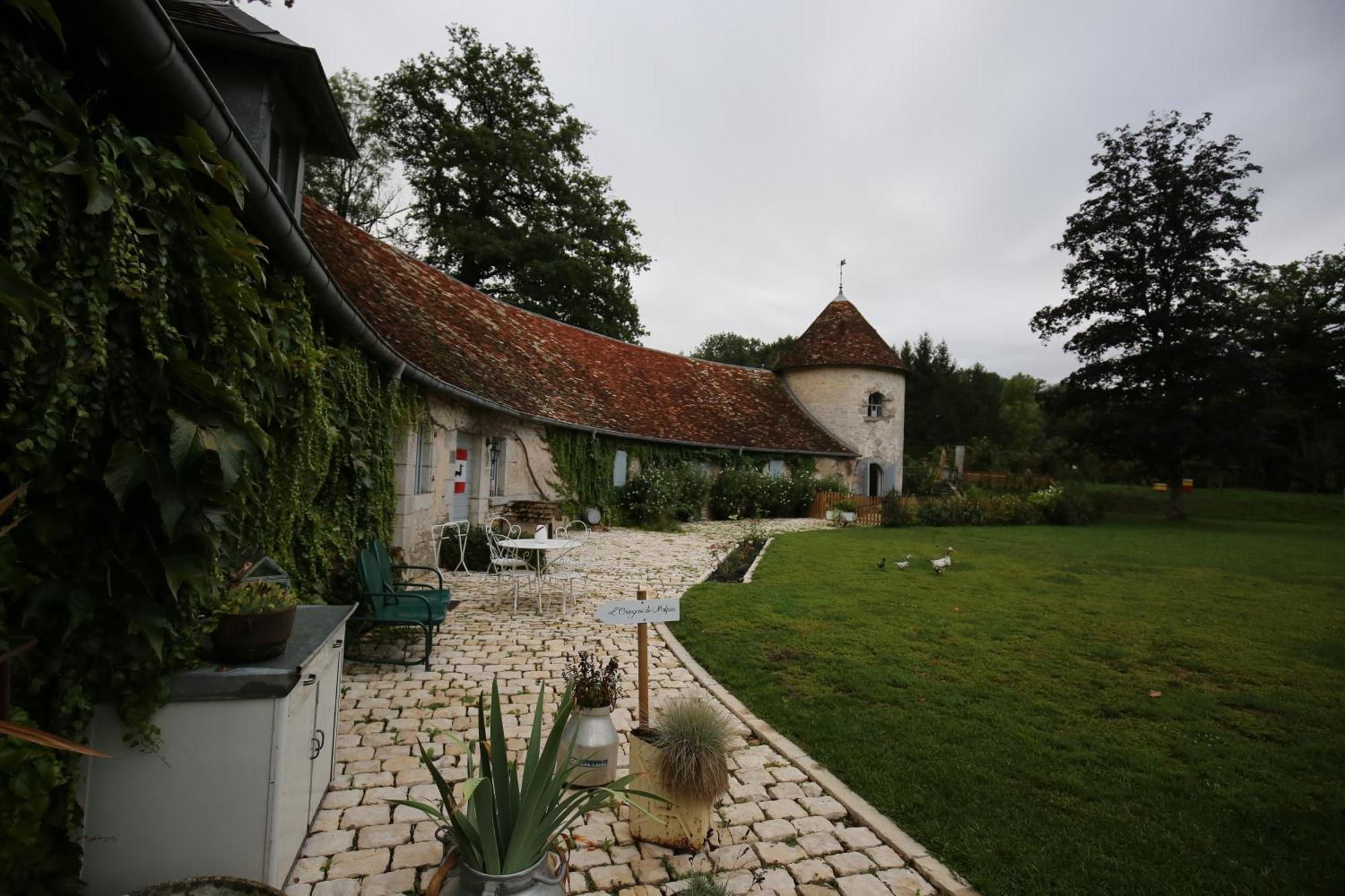 Bed and Breakfast La Roulotte Deluxe De Malpas Quingey Exterior foto